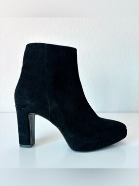 Anne Klein - Black Jailene Ankle Booties - 3” Block Heel - Size 7